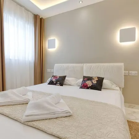 Stylish 1br Penthouse W Panoramic Views & Bbq By 360 Estates Διαμέρισμα